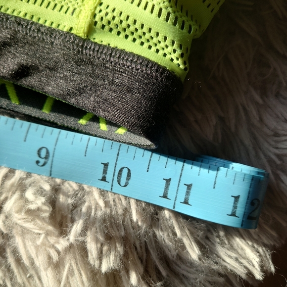 2 Roxy Sports Bras XS junior/XXS purple and yellow NWT - Picture 8 of 9